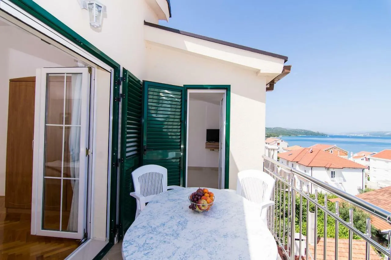 Apartmani Juric Trogir 0*,